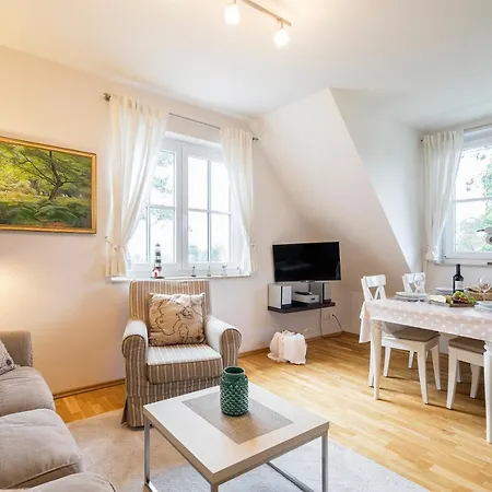 Strandleben 10 - Louis Douzette * Ahrenshoop