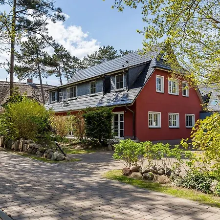 Strandleben 10 - Louis Douzette